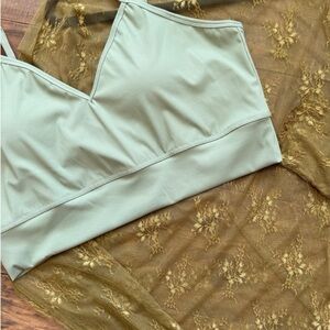 Devon Ribbed Bralette Olive green